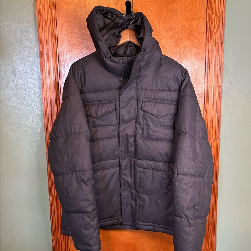Old Navy Men's Charcoal Puffer Jacket